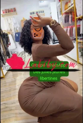 🛑 Groupe WhatsApp des jolies jeunes femmes libertine de yde/dla