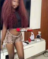 Petite fille très chaude