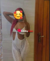 Belle et potelée 🥰 douce 🤤
